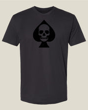Graphite black t-shirt with a skull and spade symbol